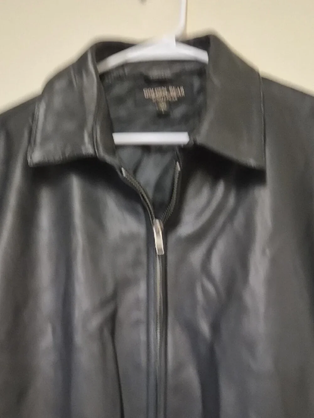 Golden Bear Men's Black Leather Bomber Jacket Size L